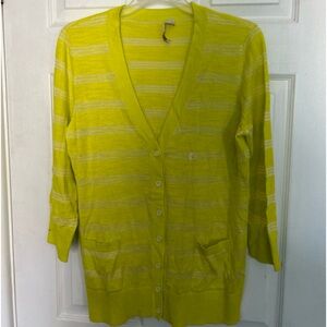 Beautiful lightweight loft, cardigan,